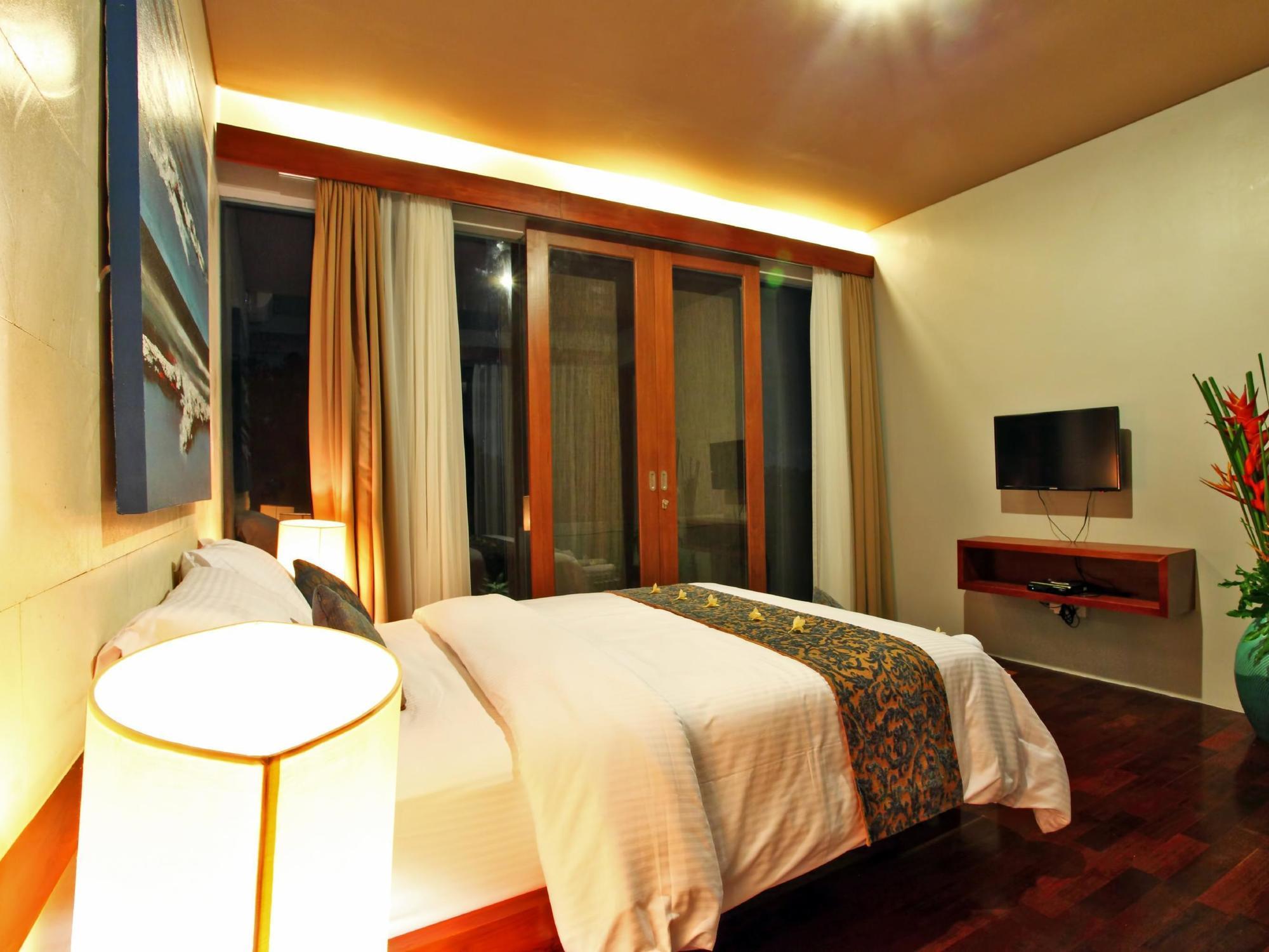 Nitya Loka Villas Kuta  Exterior photo