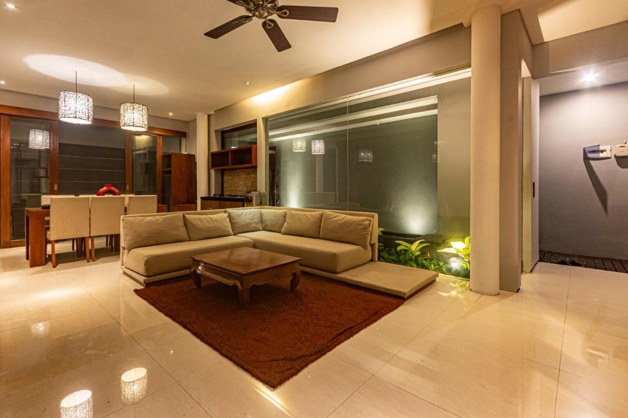 Nitya Loka Villas Kuta  Exterior photo