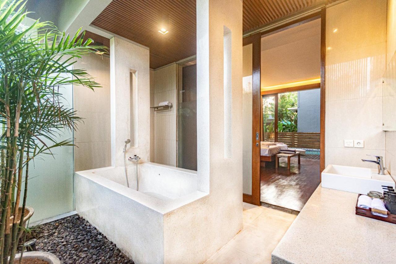 Nitya Loka Villas Kuta  Exterior photo