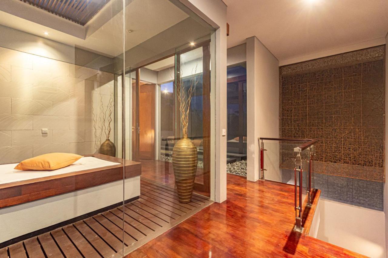Nitya Loka Villas Kuta  Exterior photo